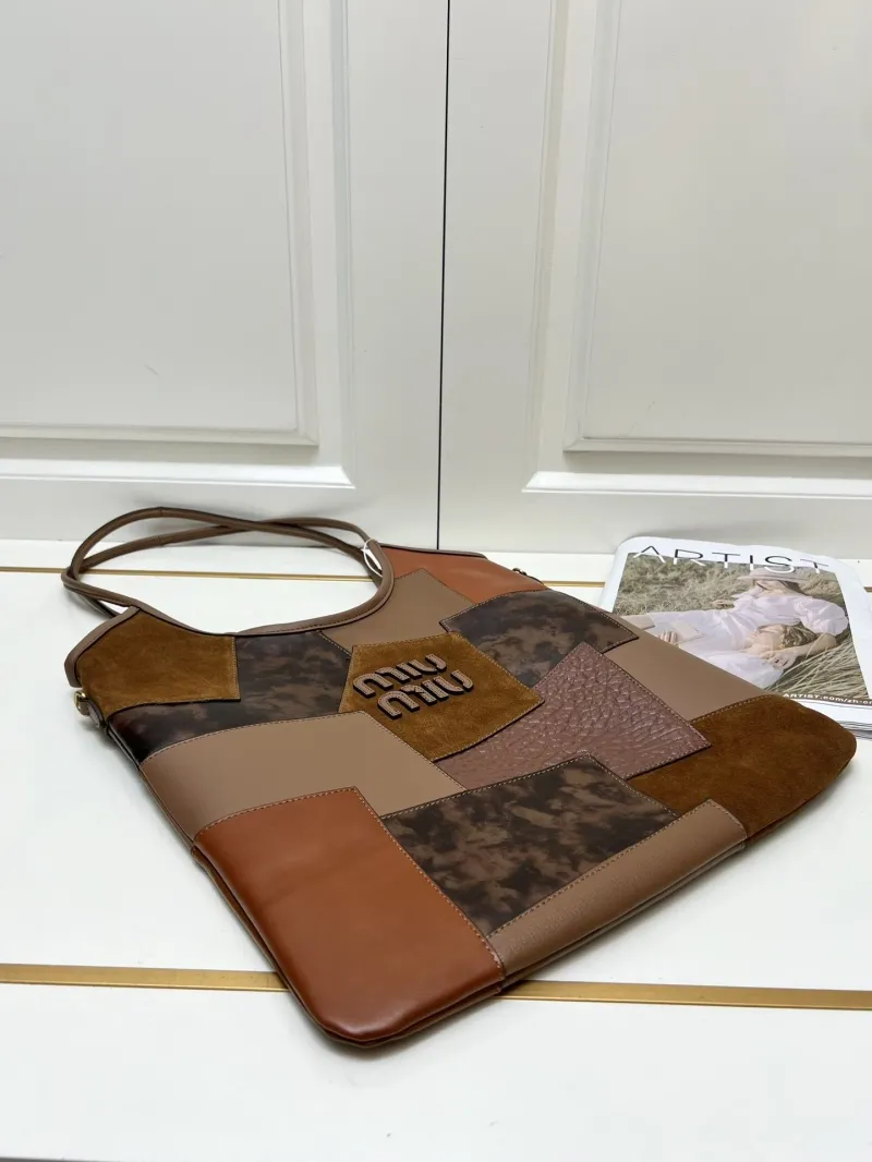 MIU MIU Shopping Bags-178 - Image 4