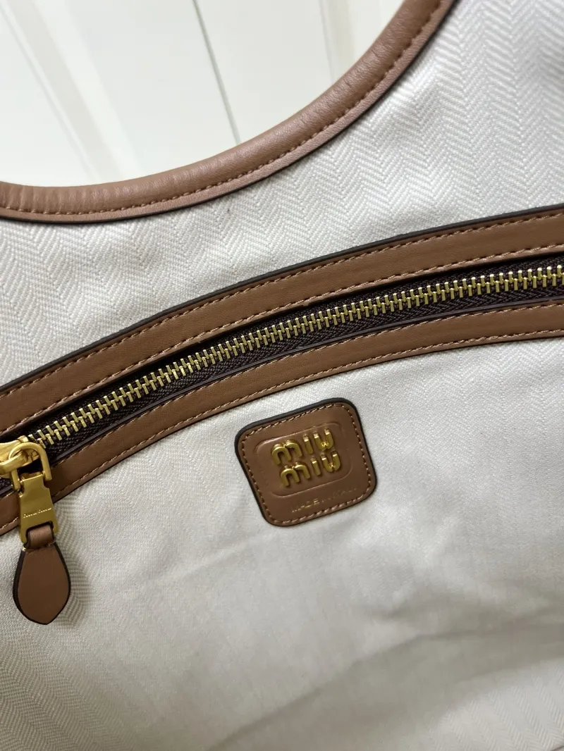 MIU MIU Shopping Bags-178 - Image 7