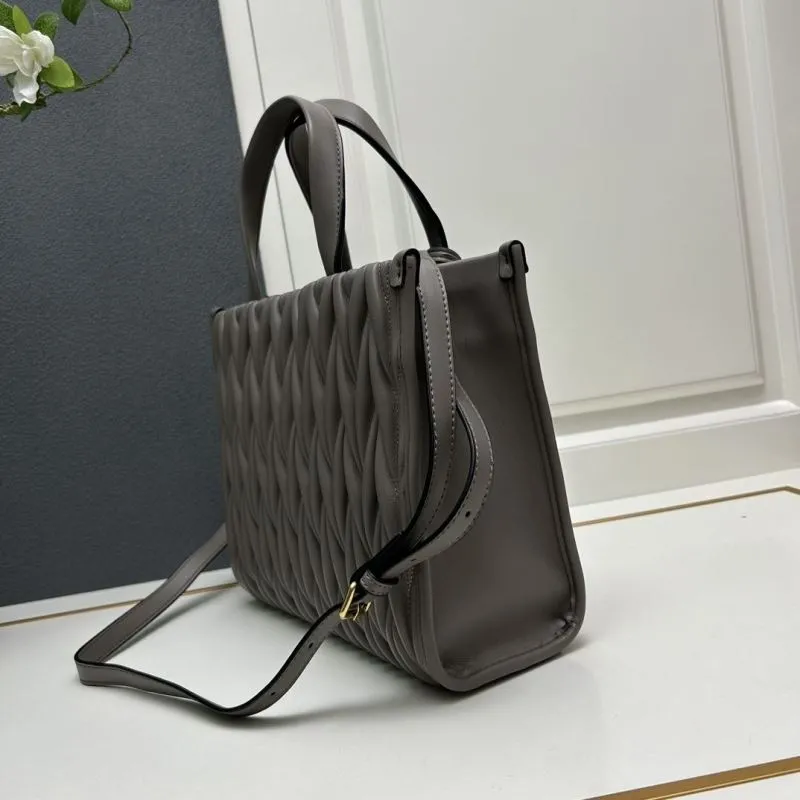 MIU MIU Gray Matelasse Tote Bag 8621 - Image 3
