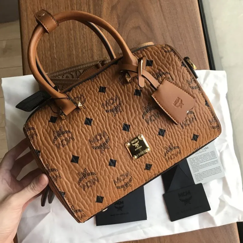 MCM Handle Bags-32