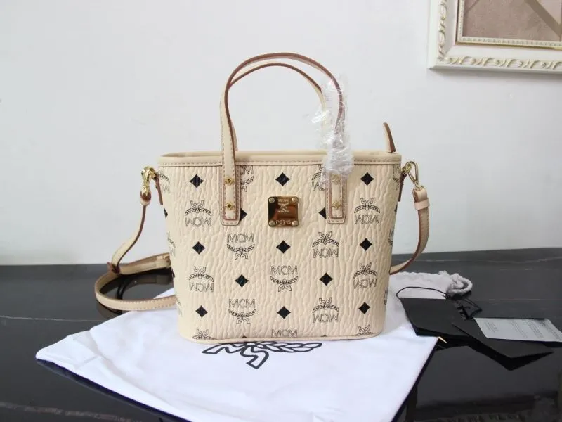 MCM Shopping Bags-8