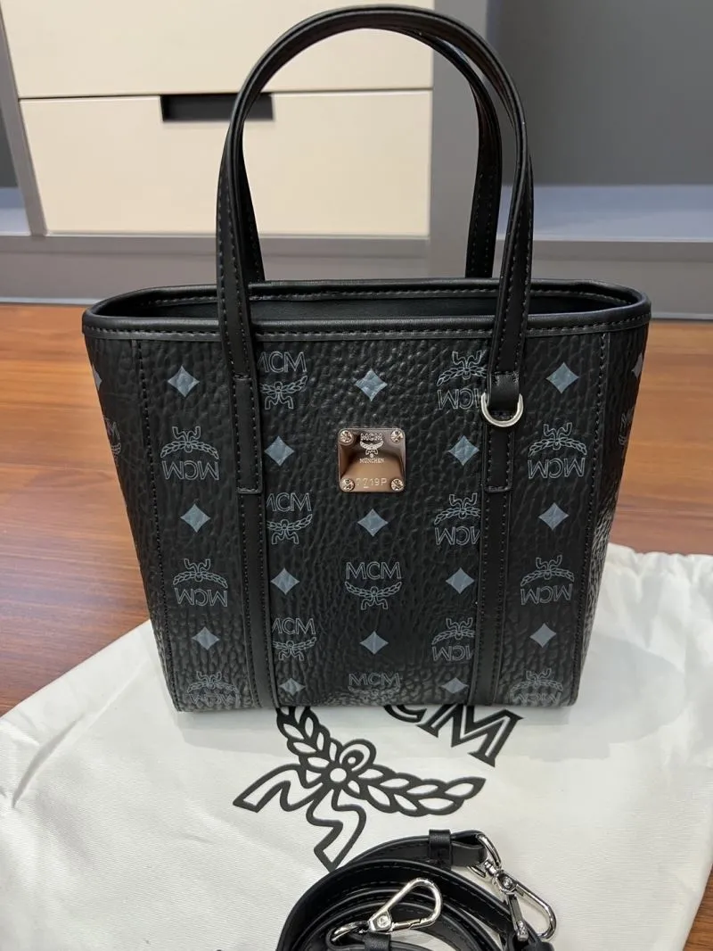 MCM Shopping Bags-15