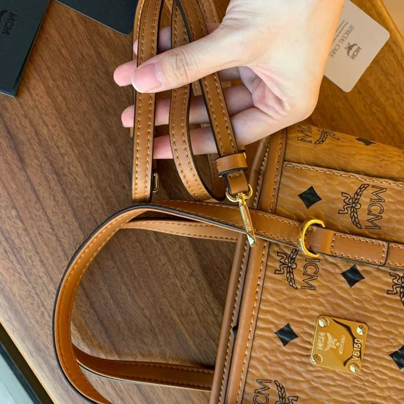 MCM Shopping Bags-20 - Image 5