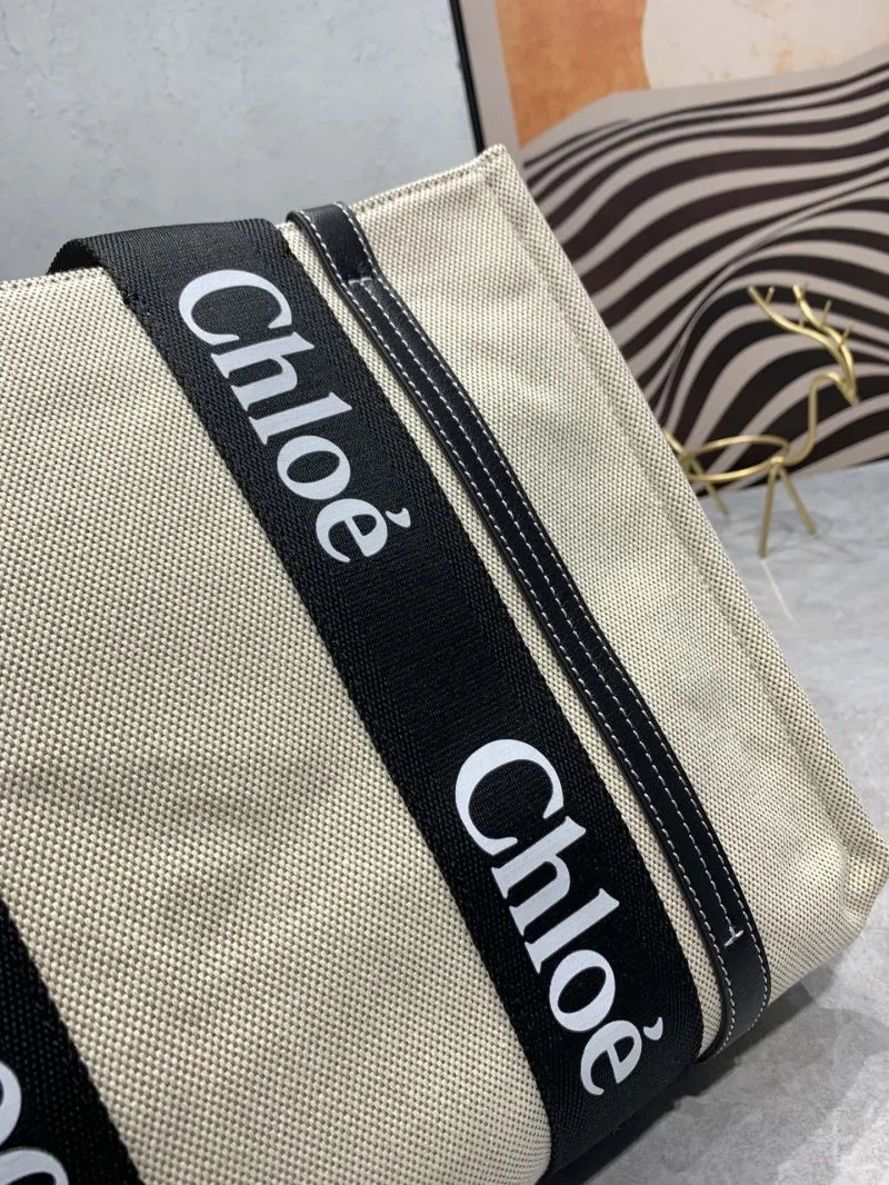 ChloƩ 003 Beige Canvas Tote Bag - Image 4