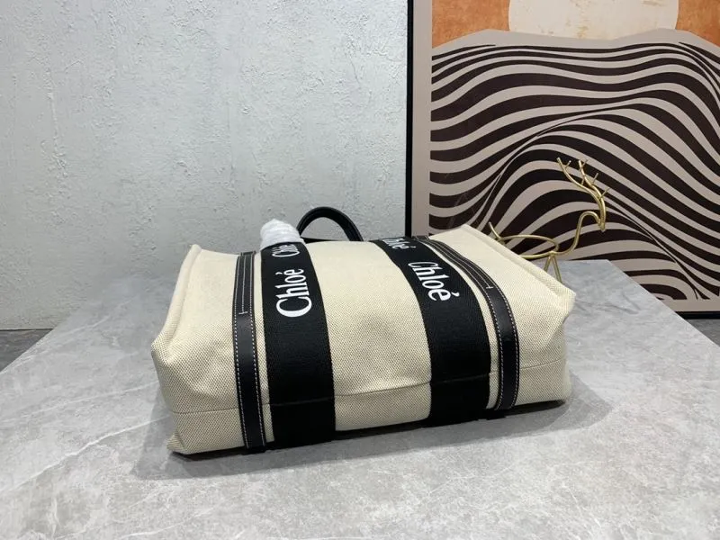 ChloƩ 003 Beige Canvas Tote Bag - Image 7