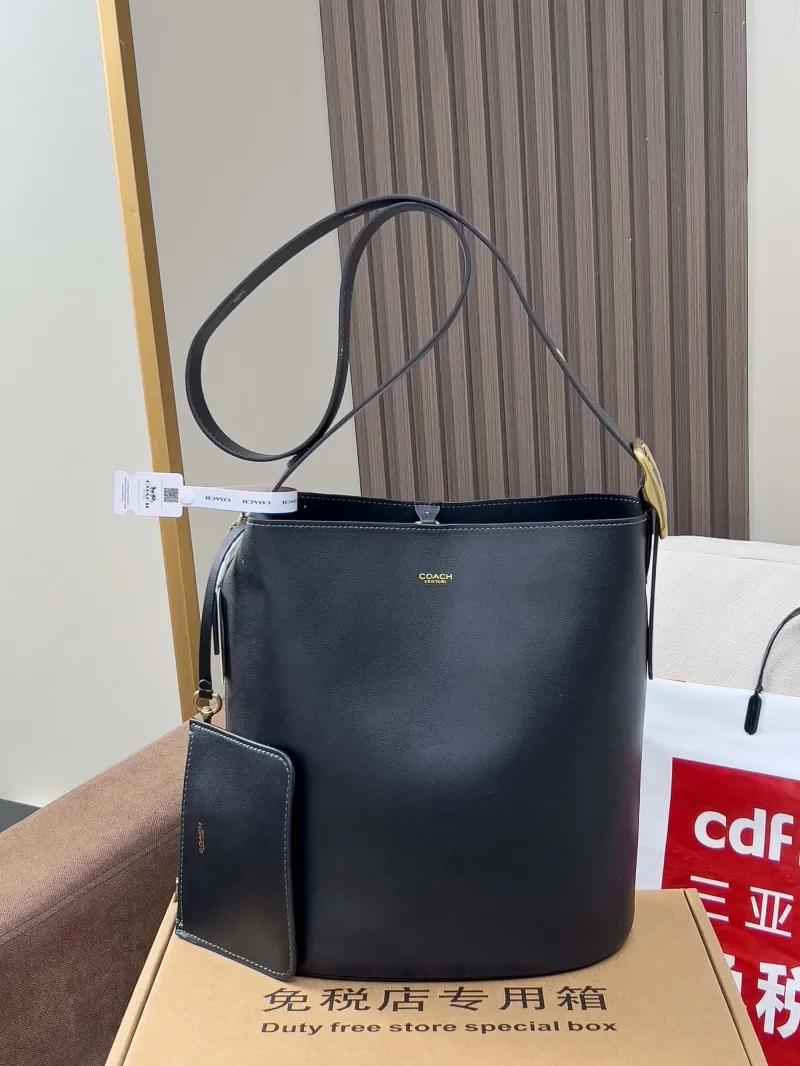 Coach Black Leather Bucket Bag - Image 4