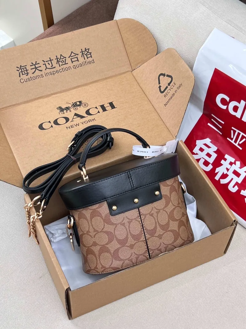 Alternative view of Coach Cosmetic Bags-1