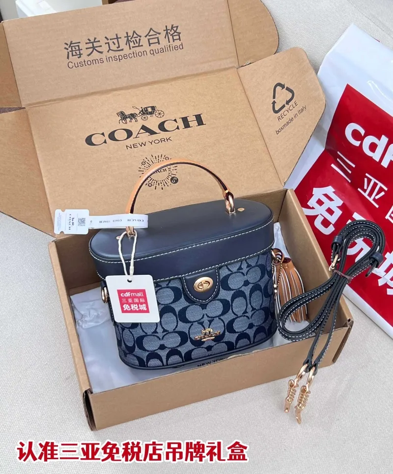 Coach Cosmetic Bags-4