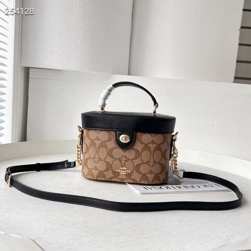 Coach Cosmetic Bags-5