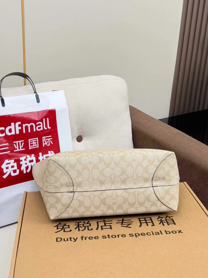 Coach Signature Light Beige Tote Bag - Image 3