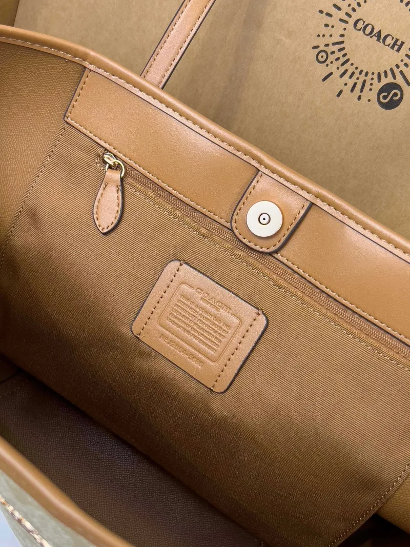 Coach Signature Light Beige Tote Bag - Image 6