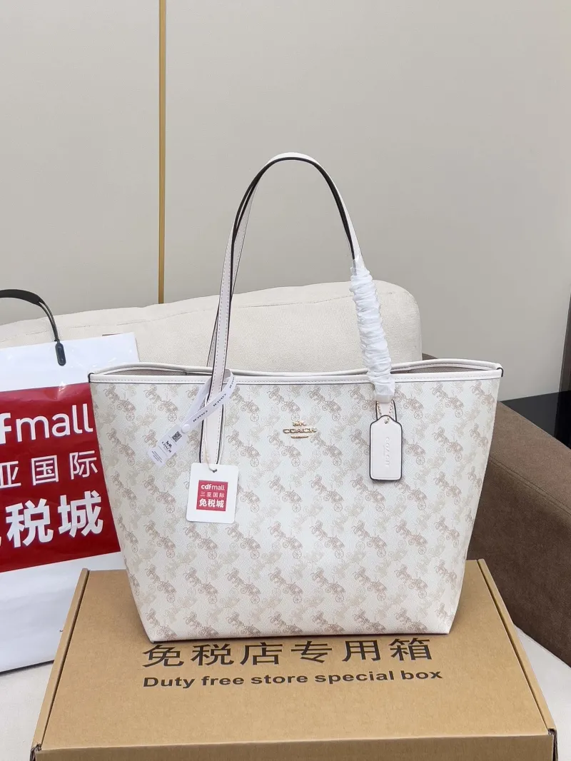 Coach White Shopping Tote Bag - Image 4