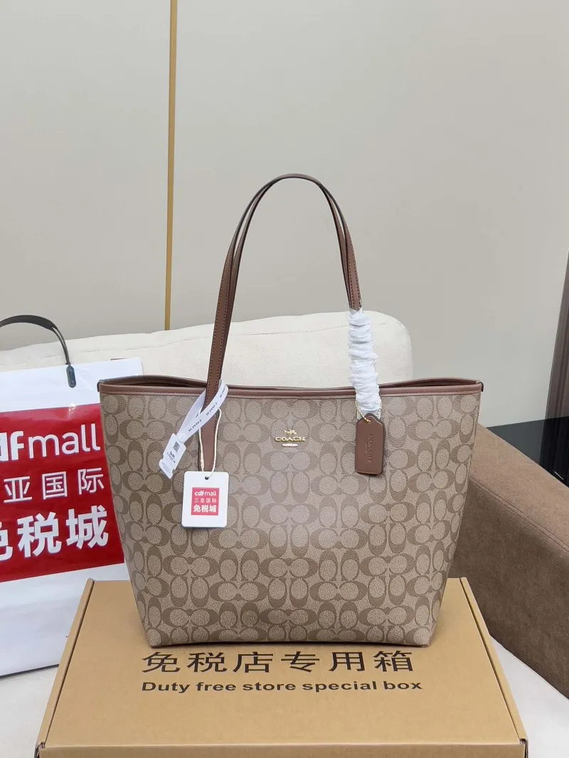 Coach New York Signature Tote Bag Khaki - Image 4