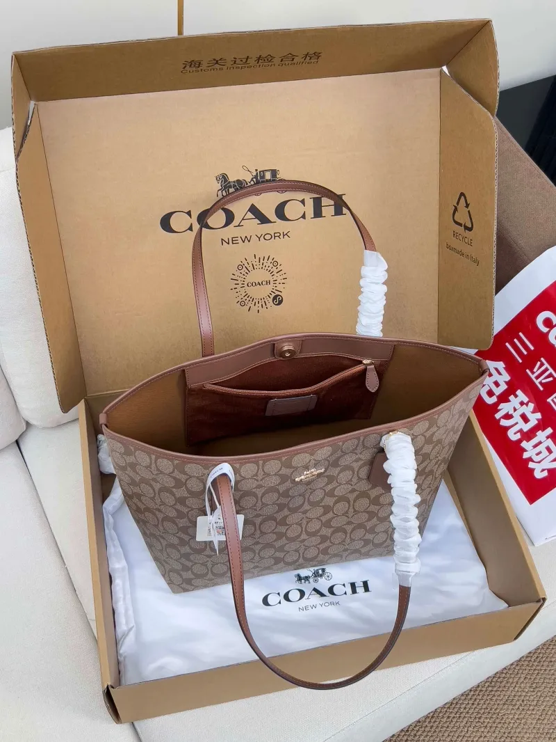 Coach New York Signature Tote Bag Khaki - Image 5