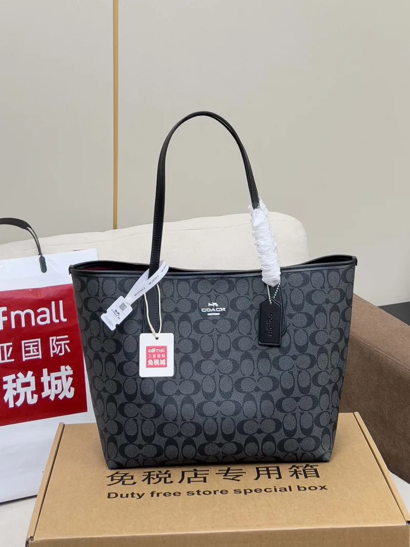 Coach Signature Tote Bag Black - Image 4