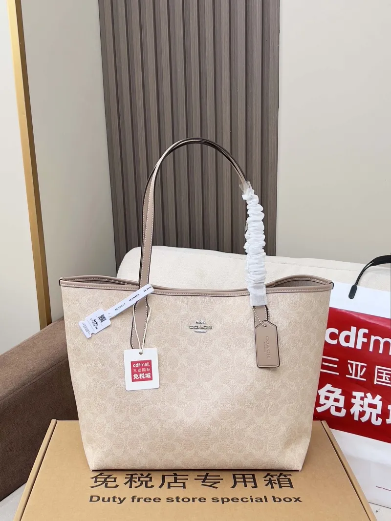 Coach Light Beige Signature Tote Bag - Image 4