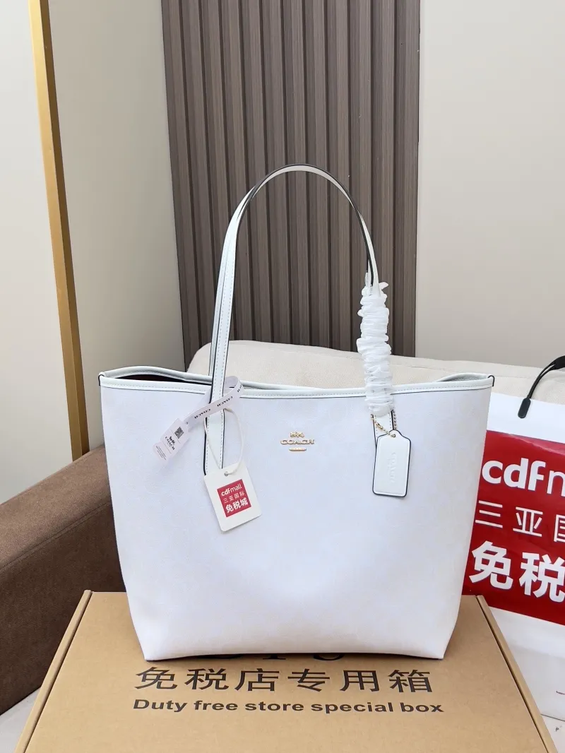 Coach White Tote Bag Luxury Shopping Bag - Image 4