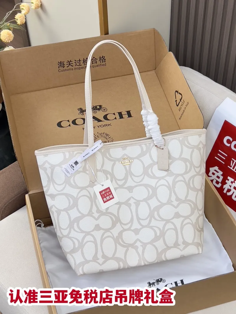 Coach White Signature Tote Bag