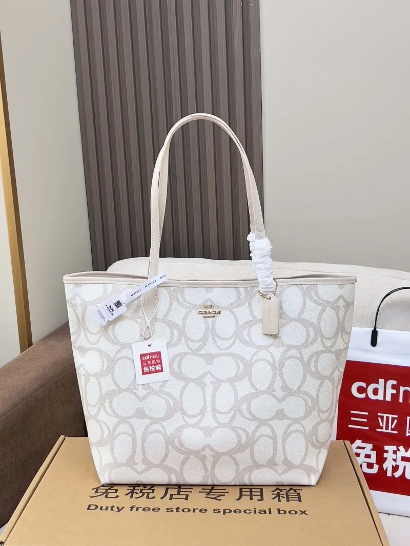 Coach White Signature Tote Bag - Image 4