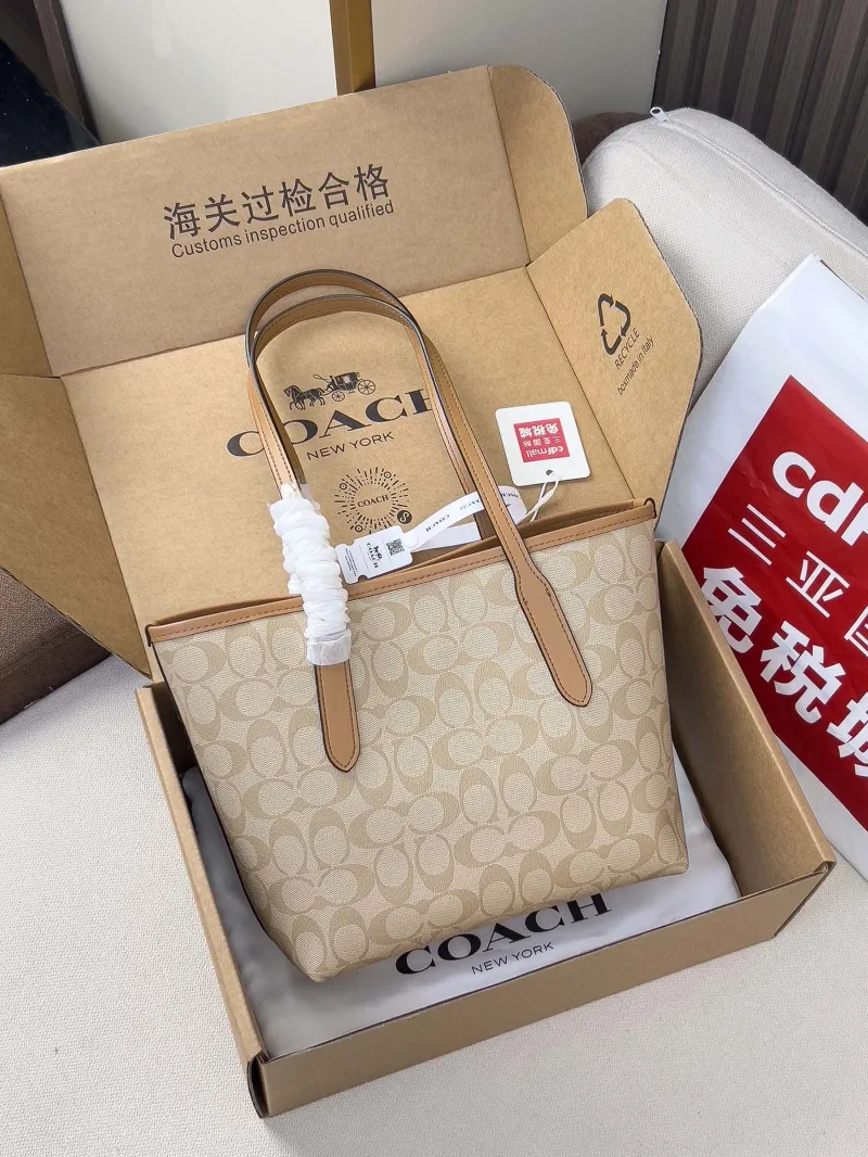 Alternative view of Coach Signature Tote Bag Light Khaki