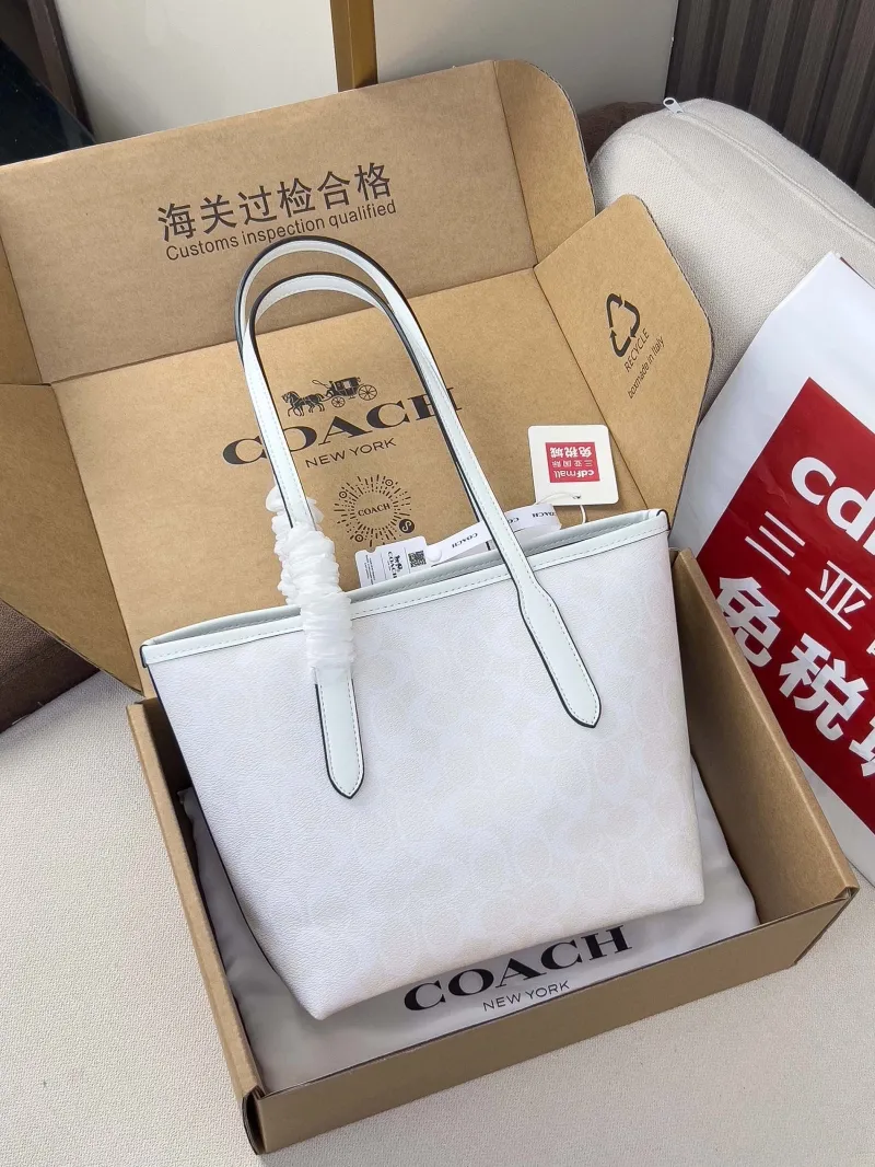 Alternative view of Coach White Leather Tote Bag