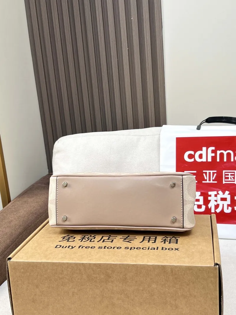 Coach Light Beige Top Handle Handbag 61 - Image 3