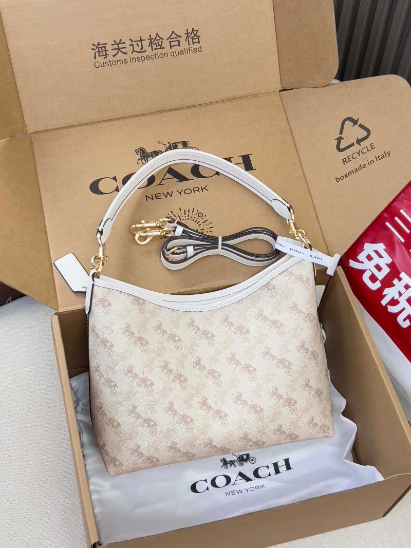 Alternative view of Coach Beige Horse Carriage Print Shoulder Bag 178