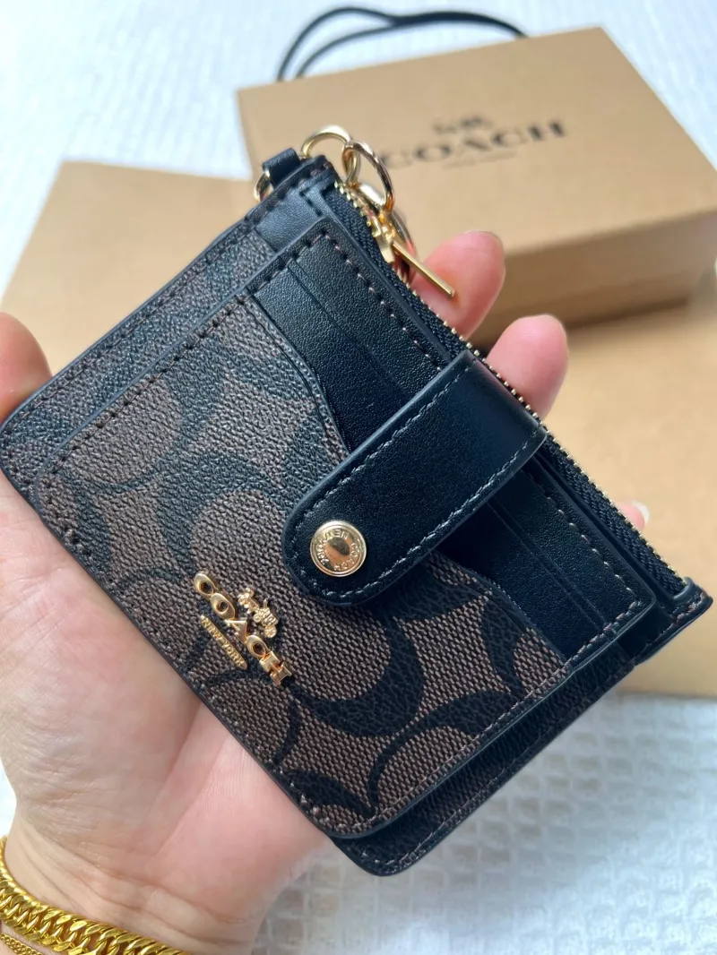 Coach Wallets & Purse-15 - Image 4