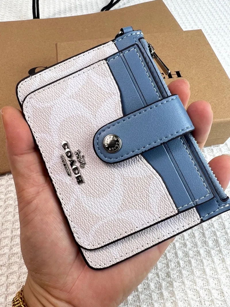 Coach Wallets & Purse-19 - Image 4