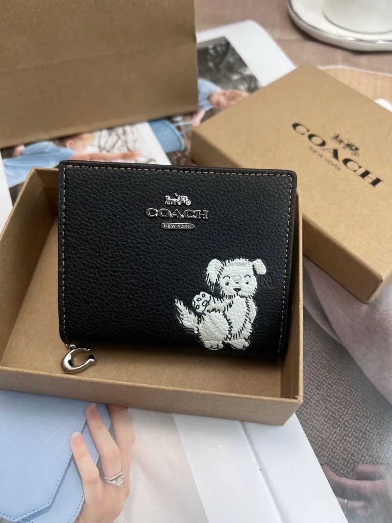 Coach Black Small Bifold Wallet With Dog Design - Image 3