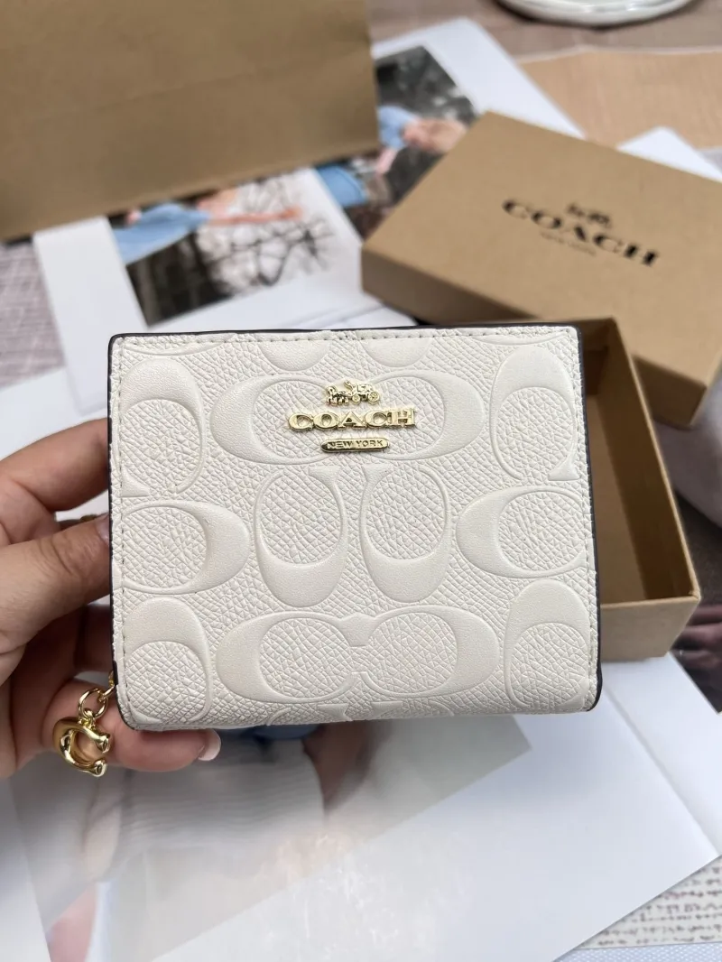 Coach Cream Small Bifold Wallet 42 - Image 4