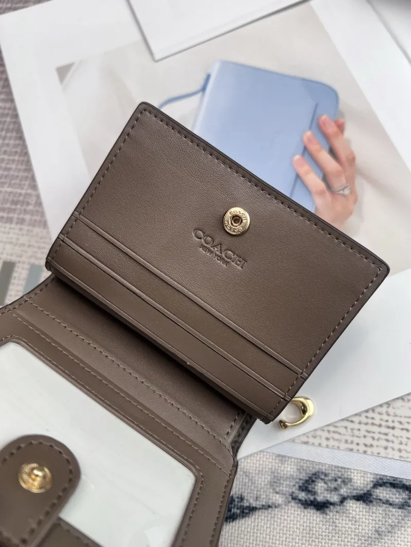 Coach Brown Leather Bifold Wallet 57 - Image 7