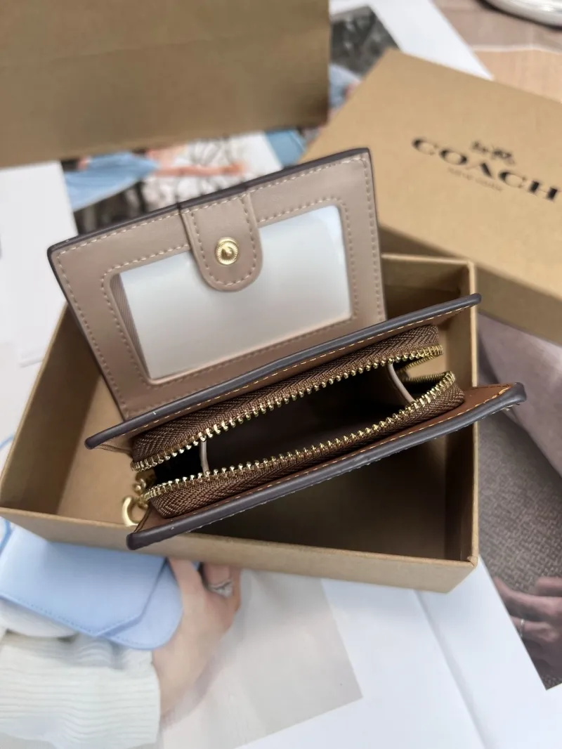Coach Signature Small Bifold Wallet - Image 6