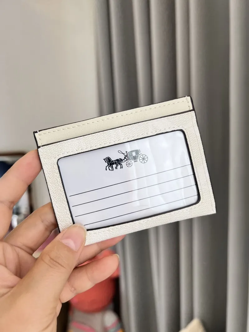 Coach White Leather Card Case - Image 7