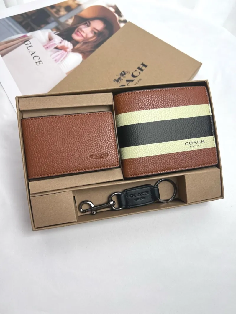 Coach Brown Leather Wallet Keychain Gift Set