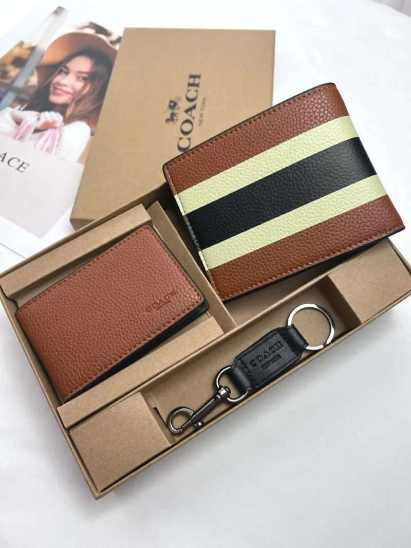 Coach Brown Leather Wallet Keychain Gift Set - Image 4