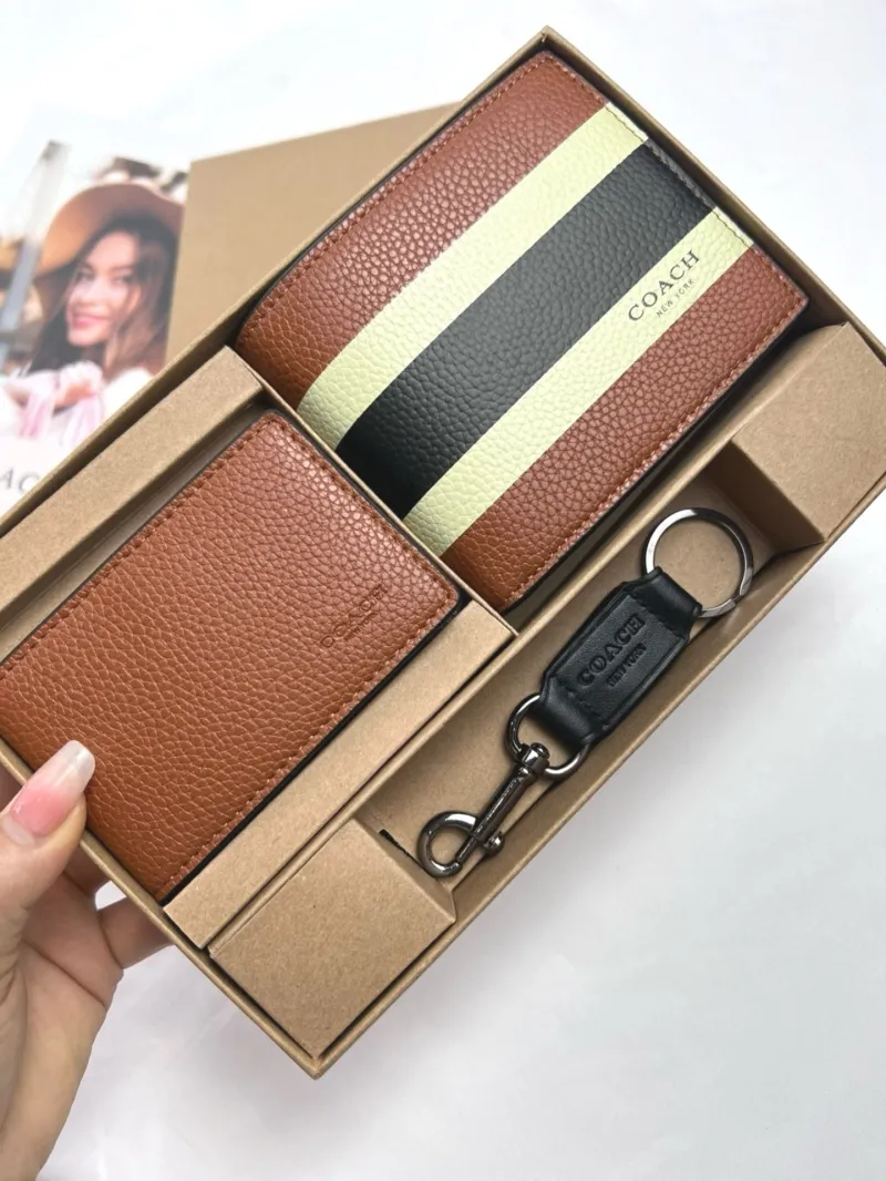 Coach Brown Leather Wallet Keychain Gift Set - Image 5