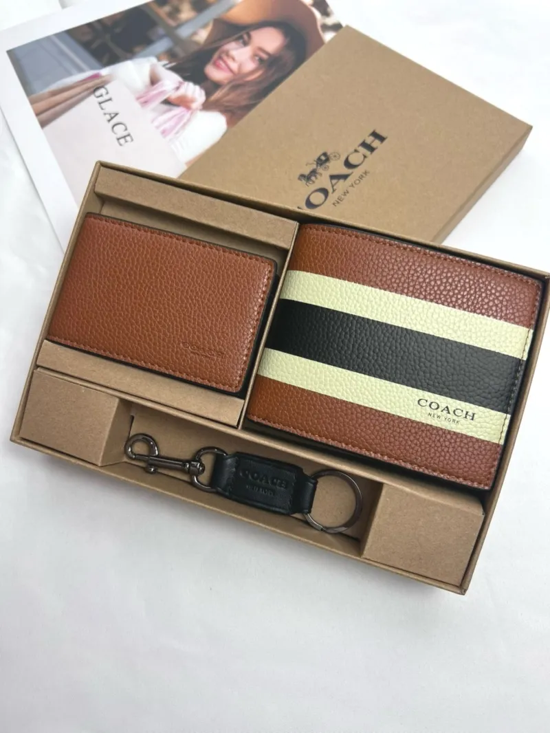 Coach Brown Leather Wallet Keychain Gift Set - Image 6