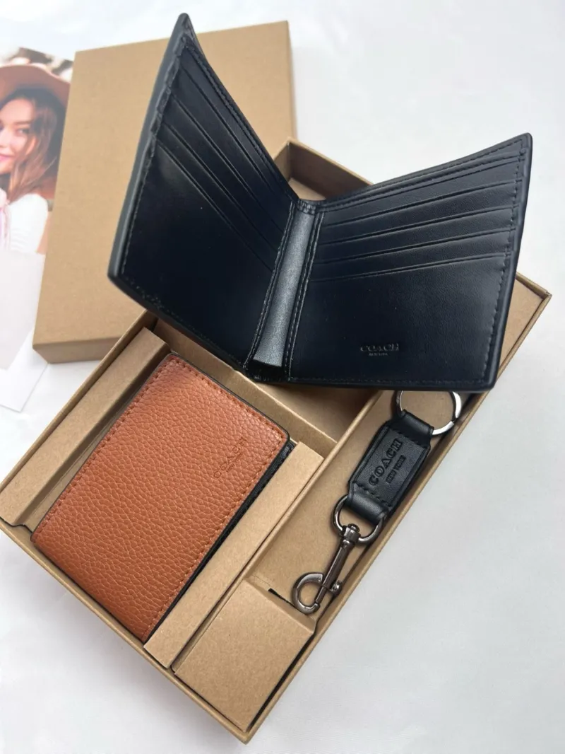 Coach Brown Leather Wallet Keychain Gift Set - Image 8