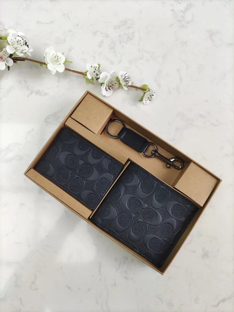 Coach Black Leather Wallet Keychain Set